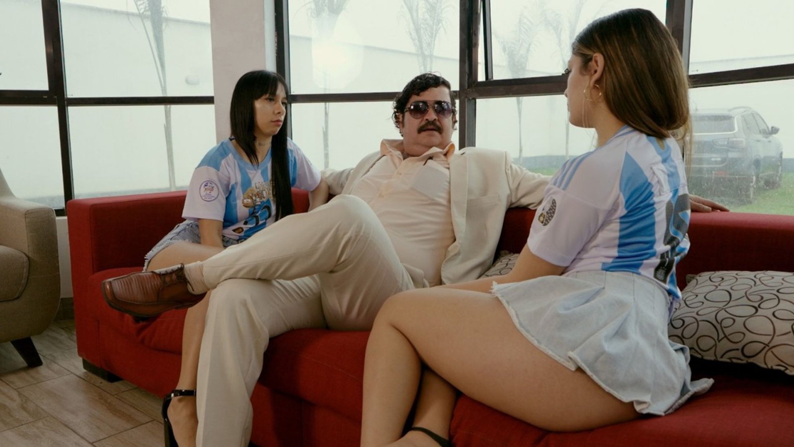 InkaSex – Rocío Espi, Antonella Luli – El Patrón De Inka