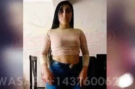 Casero – Antonela de 22 Años de los Olivos
