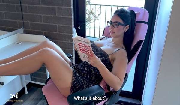 Iris Rodriguez – Role-playing con mi hermanastra