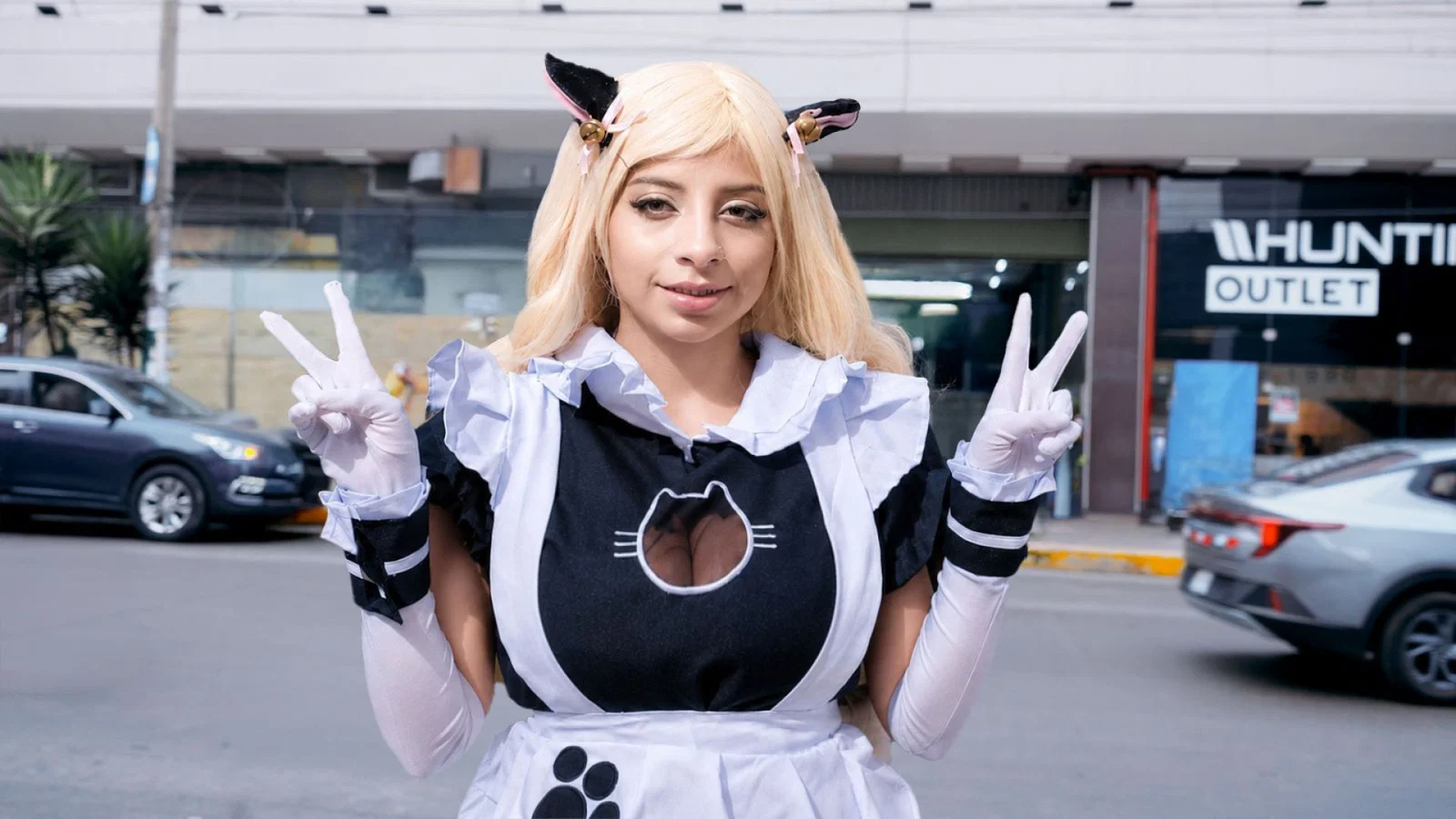 InkaSex – Dafne Michelle – Maid Café
