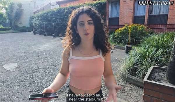 Booty White – Argentina con un gran culo blanco se pierde en Colombia y la guio hasta mi habitación