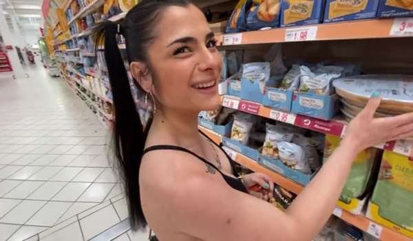 Nadja Lapiedra – Ir de compras al supermercado termina en sexo