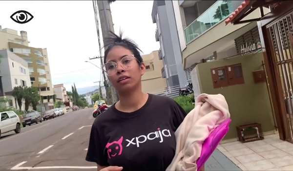 XPaja – Mi Padrastro Se Confunde y me Folla