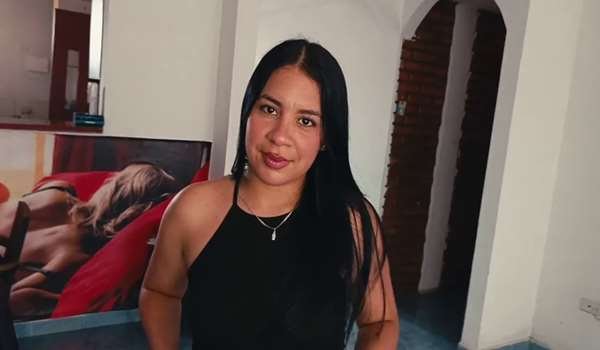 Artemisa74 – Mujer Soltera Con Muchas Ganas De Sexo Conoce a Un Chico Por Aplicación De Citas