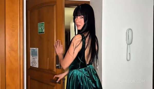 Yenifer Chacon – Mi culo es tuyo para una penetración anal intensa