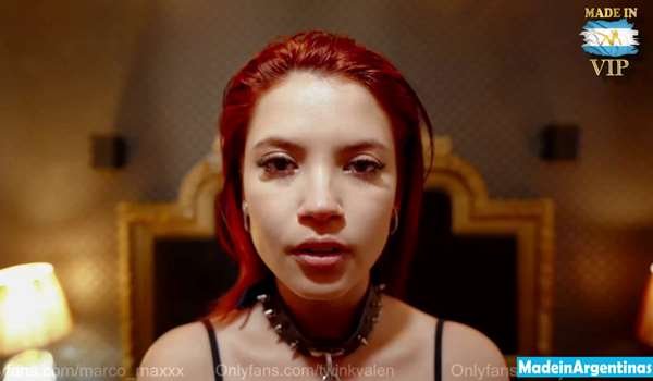 Joha Bettina – Sumisa Le Hacen Doble Penetración