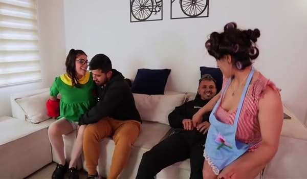 Karina Miller – El cuarteto del ocho!!! Sexo en la vecindad se sale de control y termnamos gragandonos toda la leche