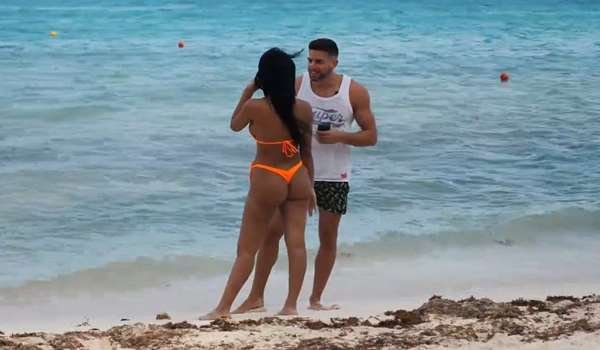 Catching Gold Diggers – Follando a una zorra sucia de culo grande