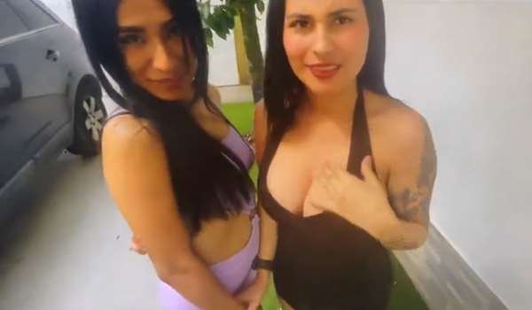 Latina – Hoy, con mi hermanastra, decidimos acostarnos con el profesor de matemáticas.