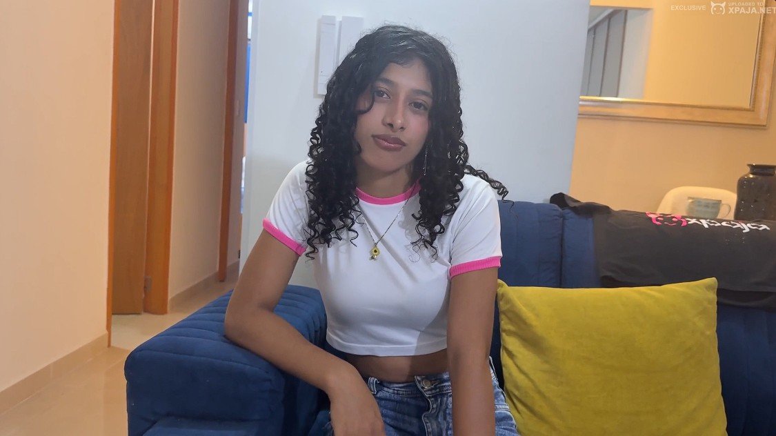 XPaja – Debut de Lily – Confiesa que prefiere el sexo duro, pero duro de verdad