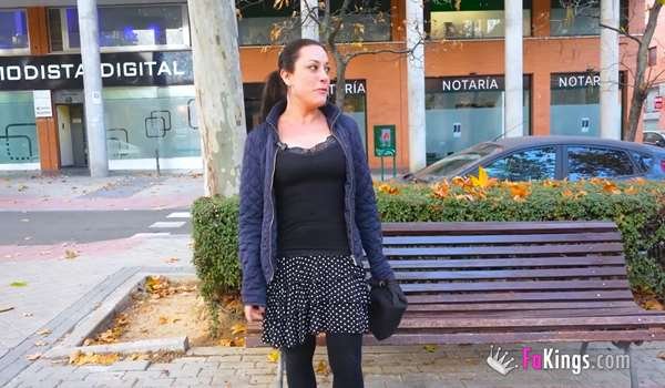 Fakings – Paula Ortiz – Divorciadas insatisfechas buscan pollón! Tu vecina MILF se quiere estrenar en FAKings